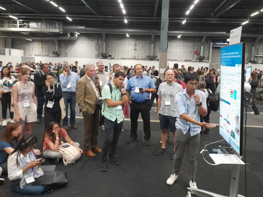 Dr. Arnadi Murtiyoso presenting his poster